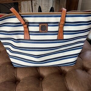 Dooney tote